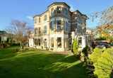 Applewood Hotel