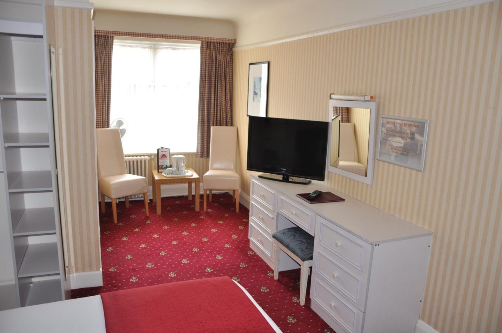 Hotel Celebrity Bournemouth East Cliff by Villare hotels — photo 5