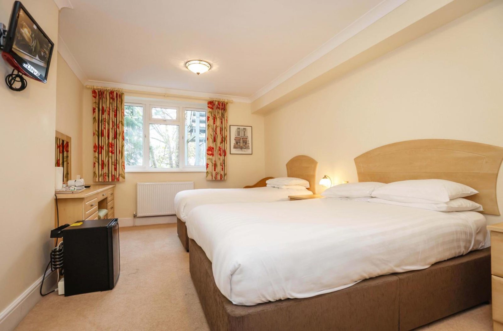 The Grove Hotel — photo 4
