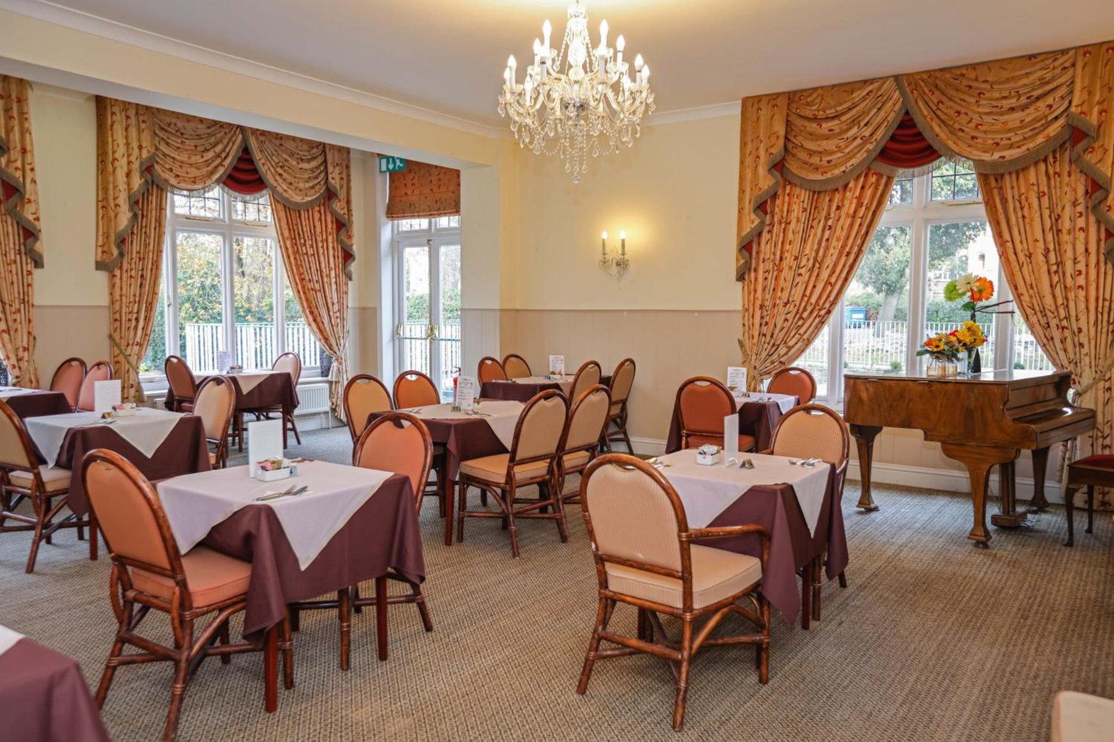 The Grove Hotel — photo 3