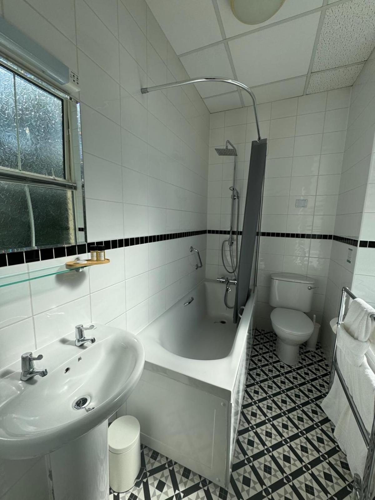 The Mayfair Hotel — photo 4